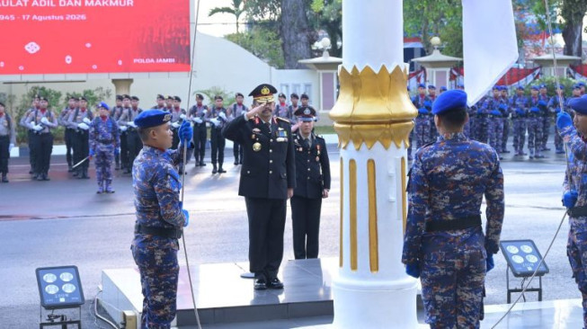 Wakapolda Jambi Pimpin Upacara HUT ke-81 Kemerdekaan RI, Ajak Wujudkan Jambi yang Adil dan Makmur